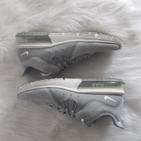 Nike Air Max Sequent 3 Wolf Grey & White Mens Size 9 - Picture 4 of 9